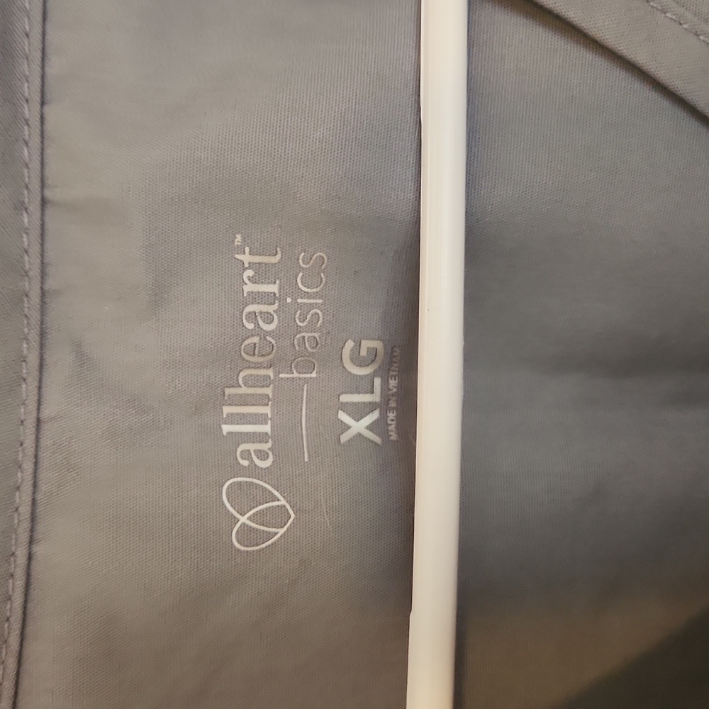 Allheart XL light grey scrub top - Picture 2 of 3